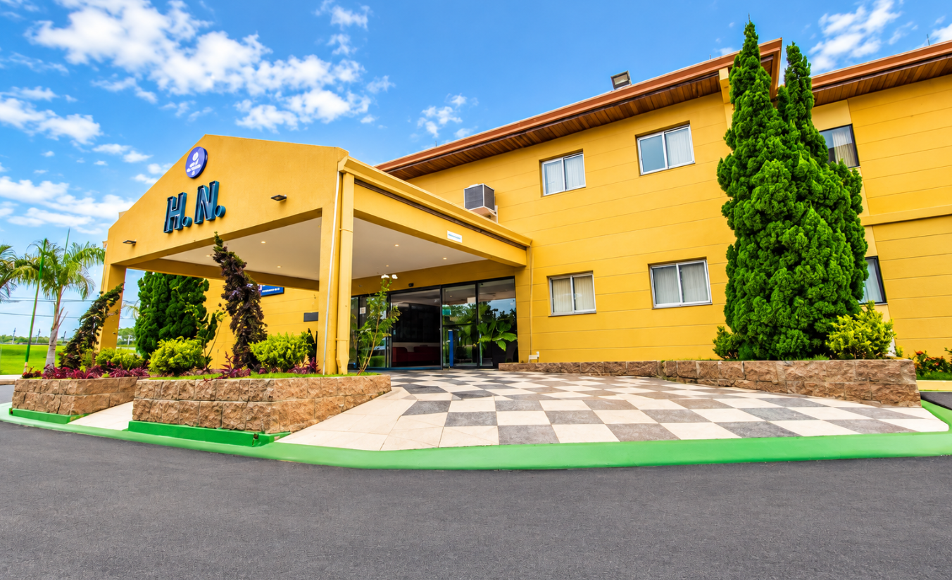 Fachada do Nacional Inn Sorocaba na Rodovia Senador José Ermírio de Moraes